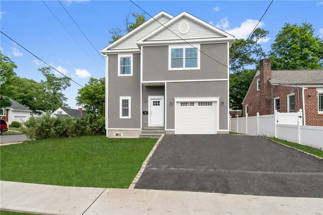172 Van Cortlandt Park AVE, Yonkers, NY 10705