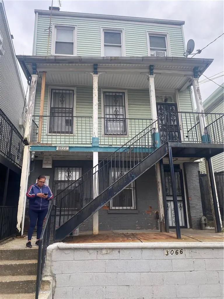 3066 Heath AVE, Bronx, NY 10463