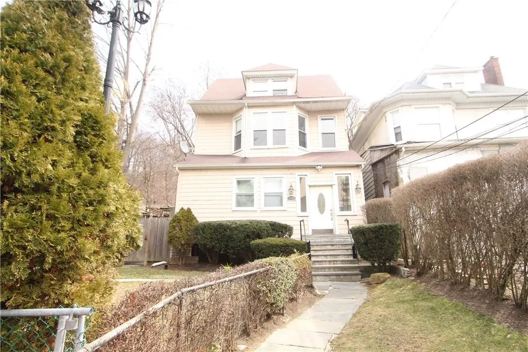 412 Warburton AVE, Yonkers, NY 10701