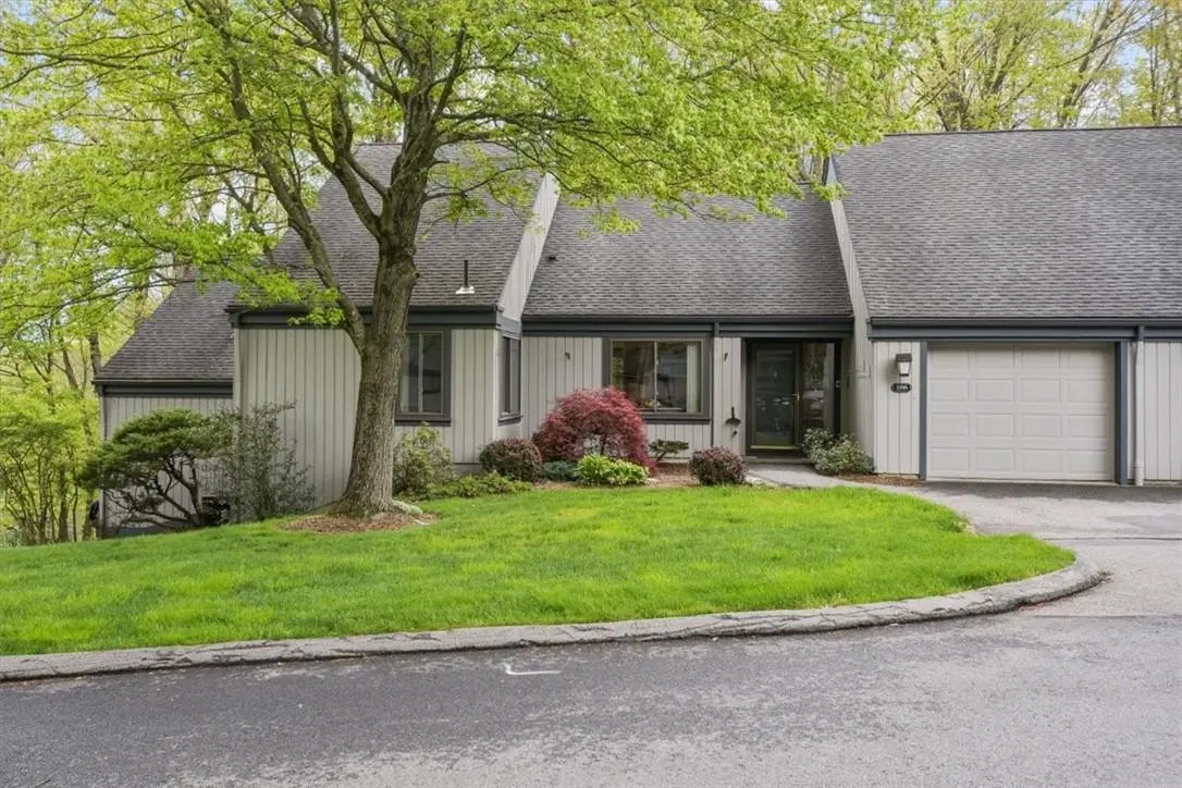359 Heritage HLS #A, Somers, NY 10589