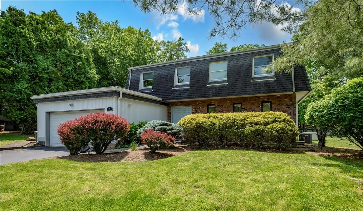5 Pecan Valley DR, New City, NY 10956