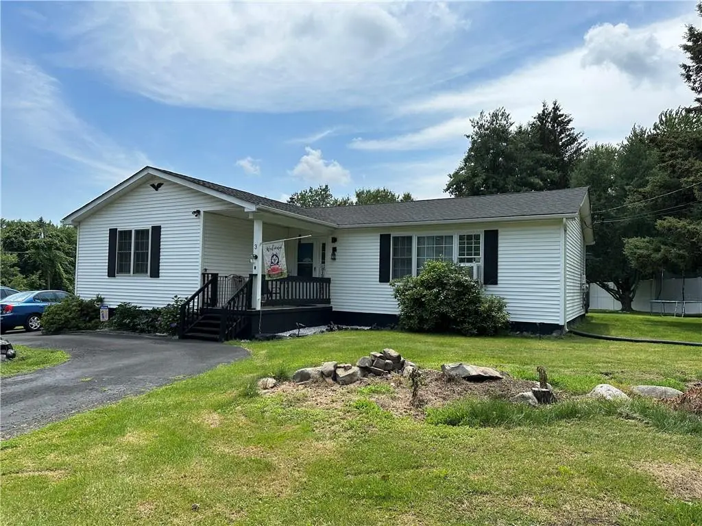 3 Bittles PL, Rock Tavern, NY 12575