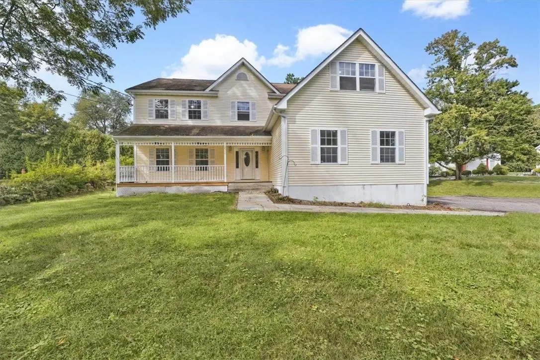 3317 Old Yorktown RD, Yorktown Heights, NY 10598