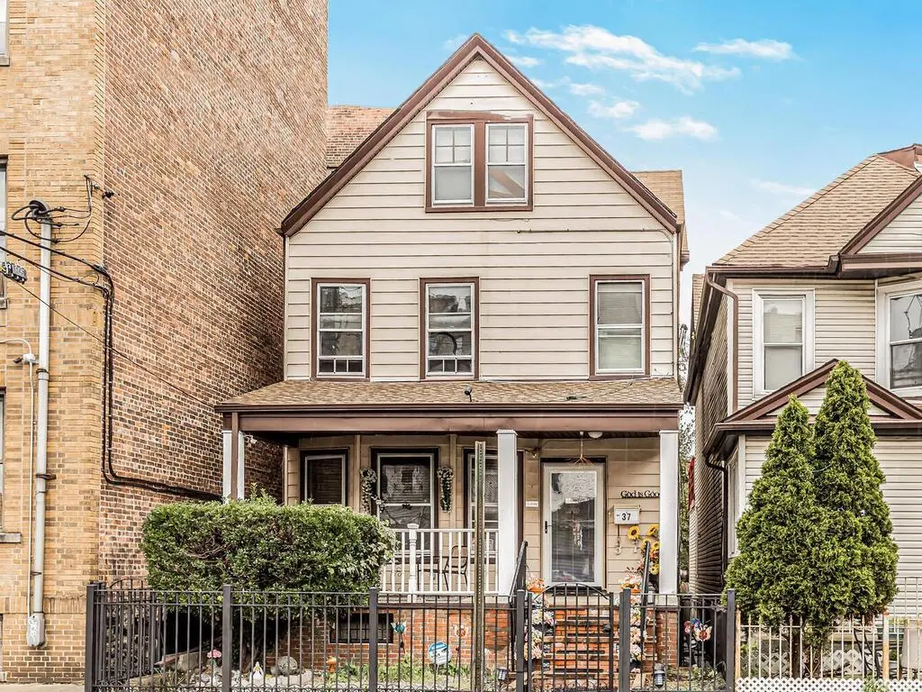 37 Carroll ST, Yonkers, NY 10705