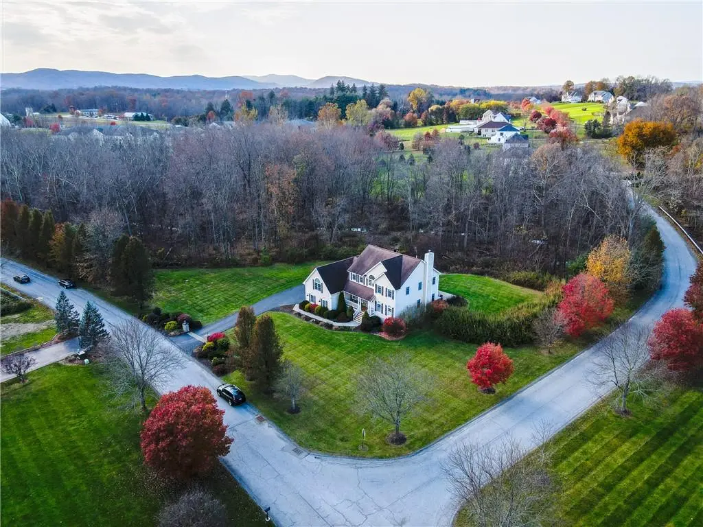 37 Baron DR, Hopewell Junction, NY 12533