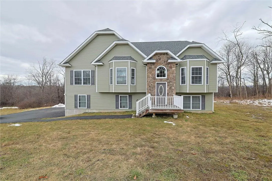 504 Riley RD, New Windsor, NY 12553