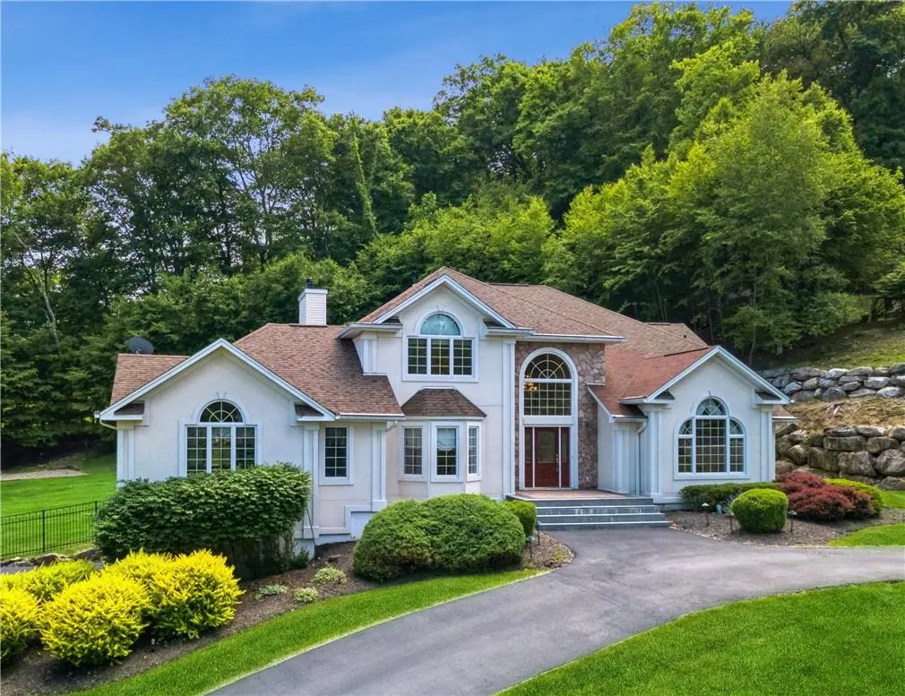 36 Pyngyp RD, Stony Point, NY 10980