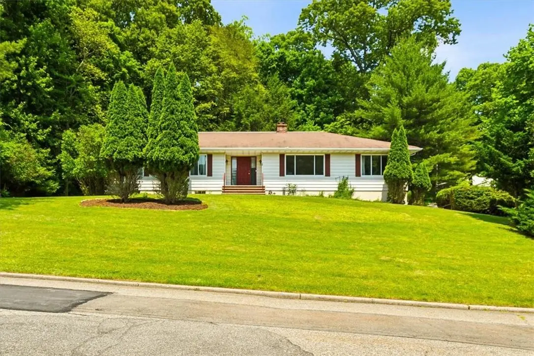 19 Jean LN, Monsey, NY 10952