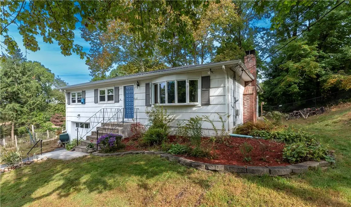 635 Van Doren CT, Valley Cottage, NY 10989