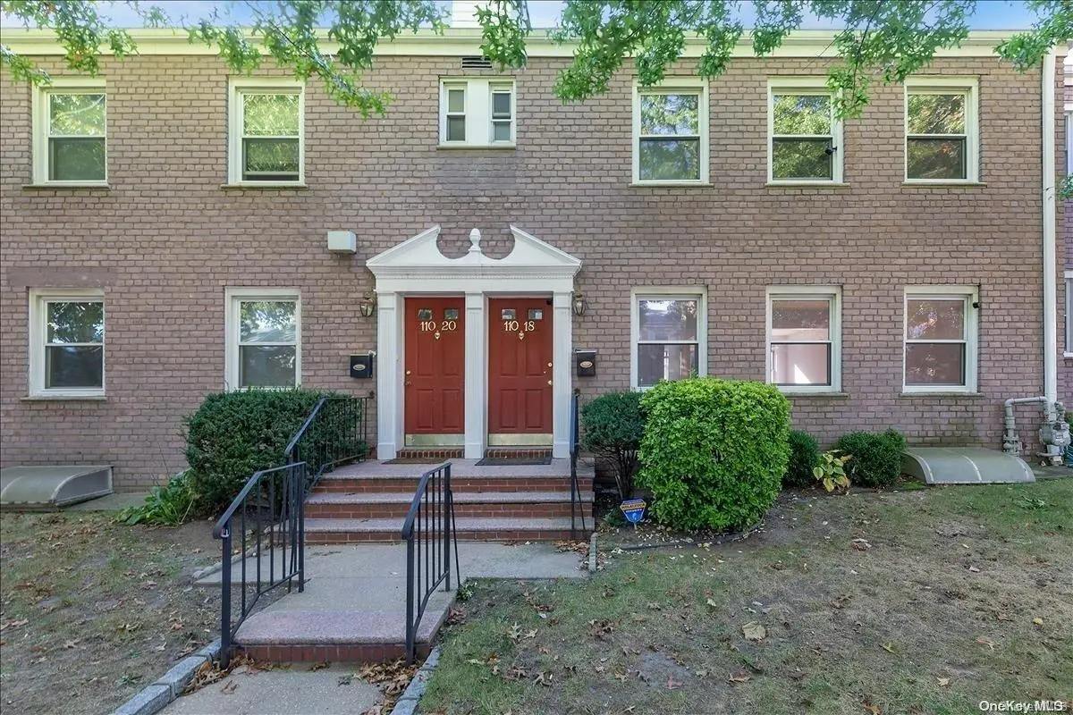 110-18 65th AVE #18, Forest Hills, NY 11375