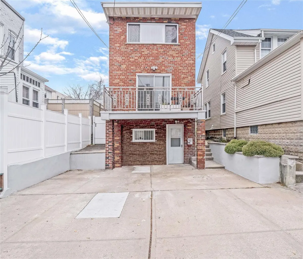 1559 Hering AVE, Bronx, NY 10461