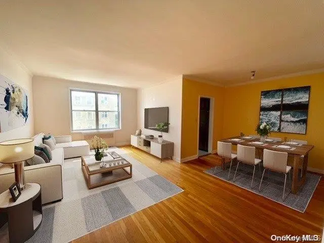 121-16 Ocean Promenade #5J, Rockaway Park, NY 11694