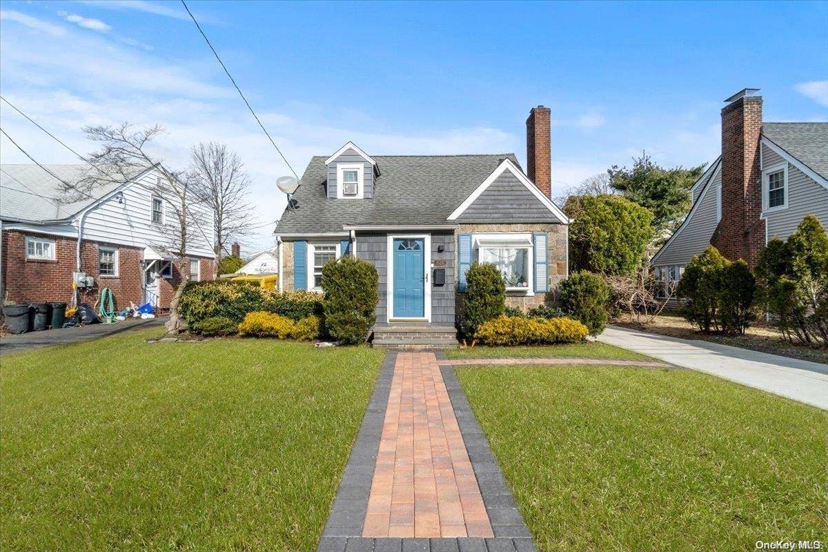 1533 Berkeley AVE, North Baldwin, NY 11510