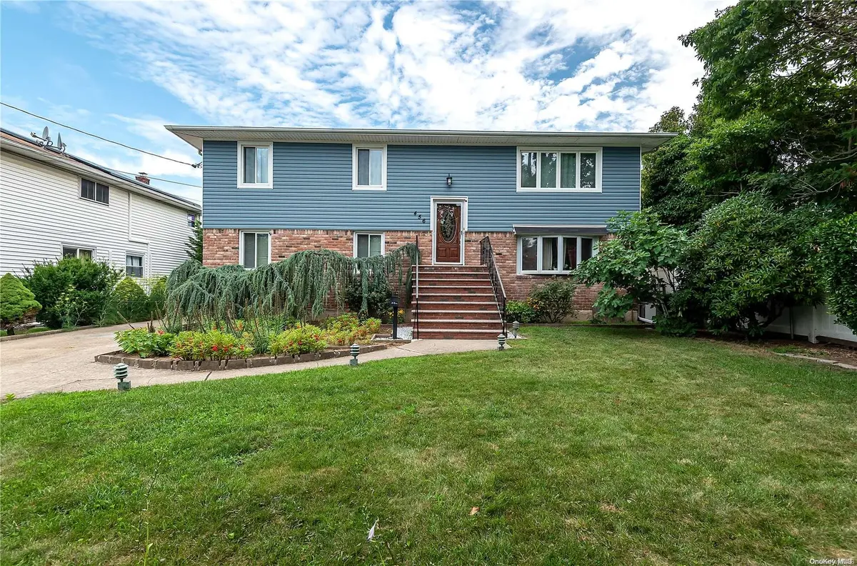 456 Chesman ST, West Hempstead, NY 11552