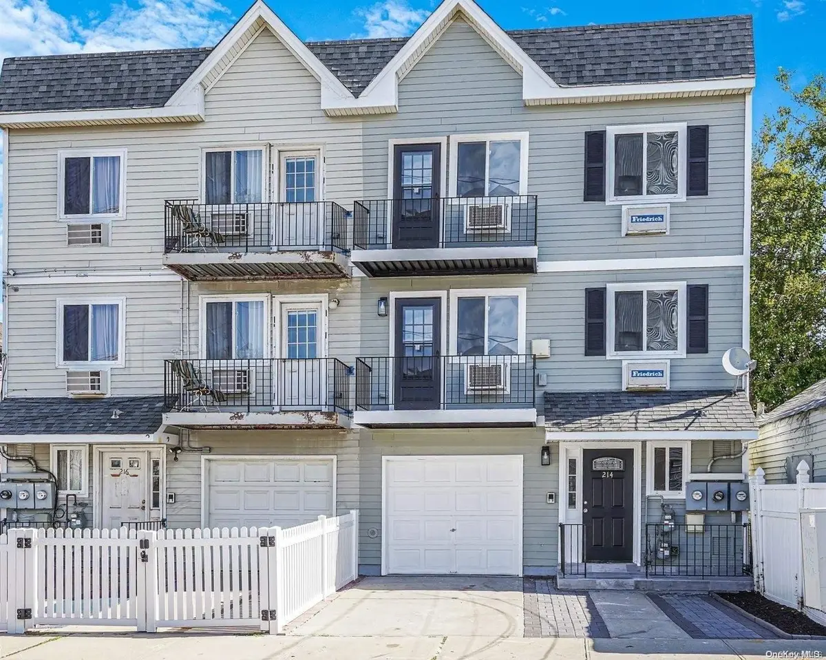 214 Beach 97th ST, Rockaway Beach, NY 11693