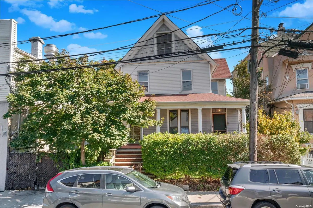 192 Beach 91st ST, Rockaway Beach, NY 11693