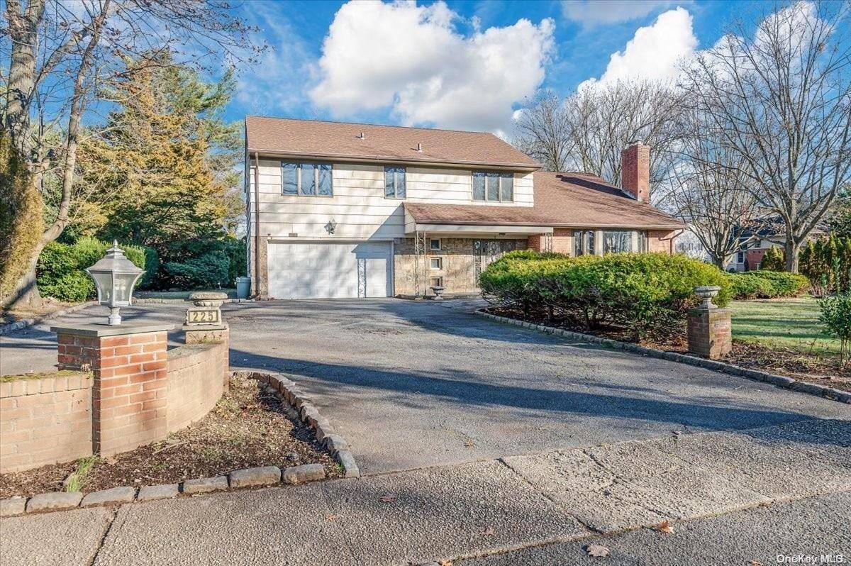225 Cherry Valley AVE, Garden City, NY 11530