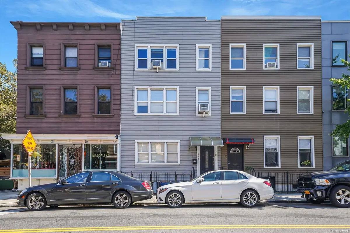 522 Lorimer ST, Brooklyn, NY 11211