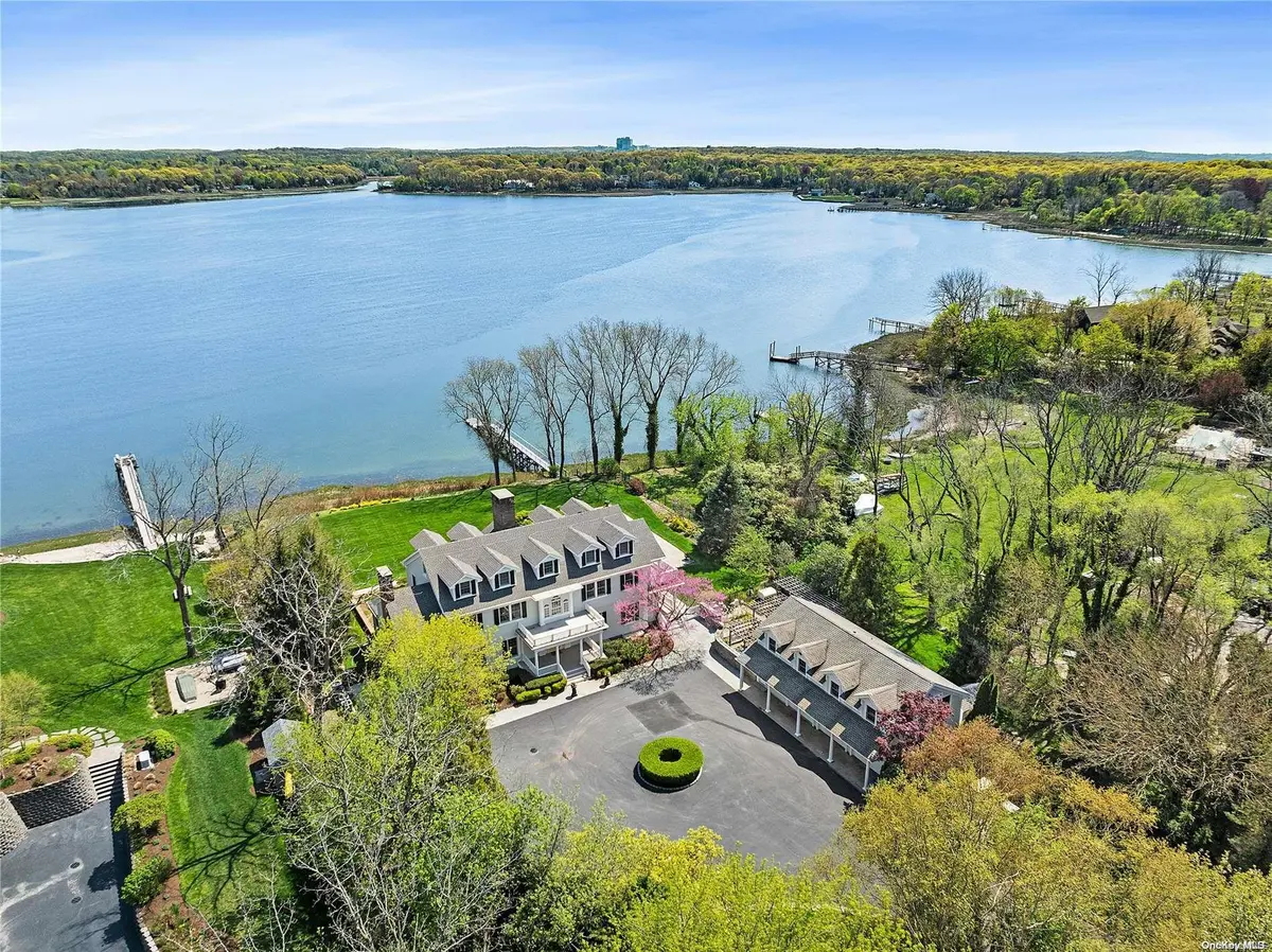 125 Old Field RD, Old Field, NY 11733