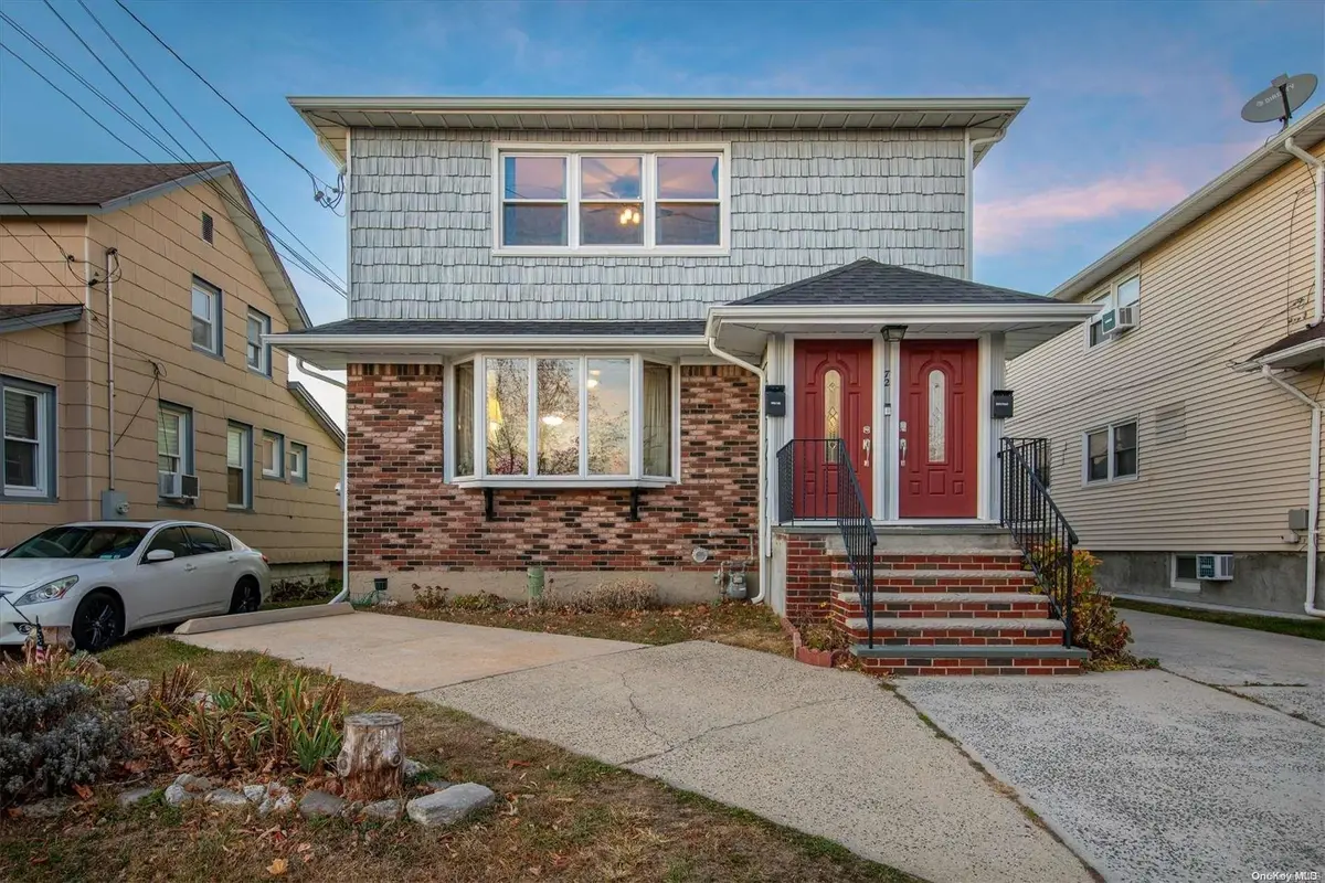 72 Althouse AVE, East Rockaway, NY 11518