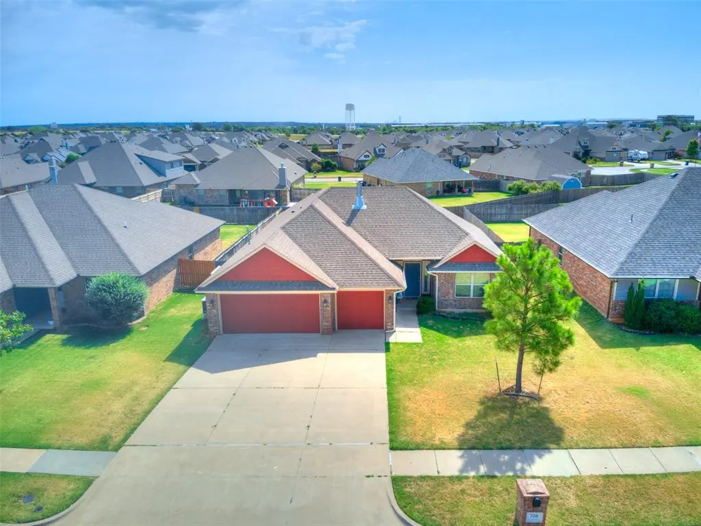 708 Redvine RD, Yukon, OK 73099