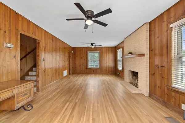 1013 E 38th 1/2 ST, Austin, TX 78751