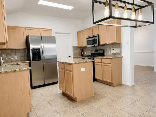 3844 Laurel Ridge DR, Round Rock, TX 78665