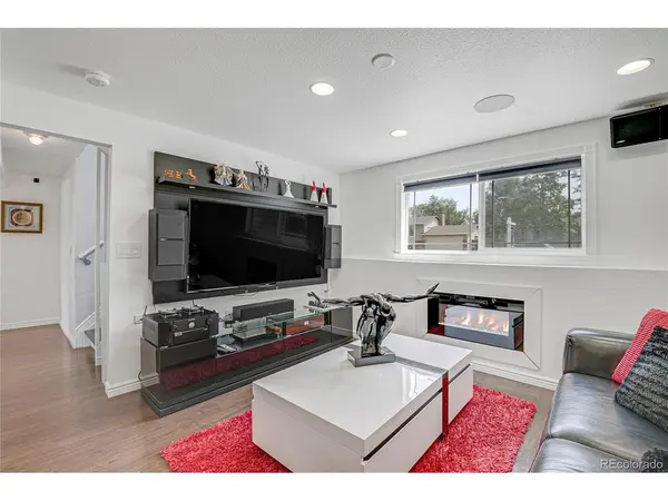 3021 S Helena, Aurora, CO 80013