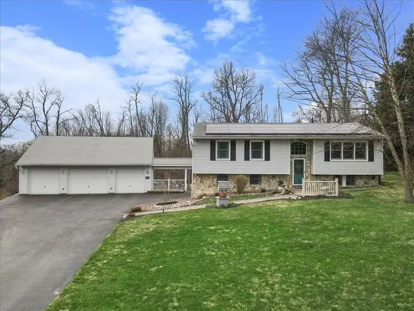 342 Augusta DR, Hopewell Junction, NY 12533