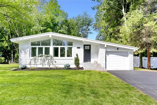 117 Helene RD, Valley Cottage, NY 10989