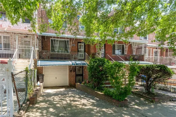 3346 Corsa AVE, Bronx, NY 10469