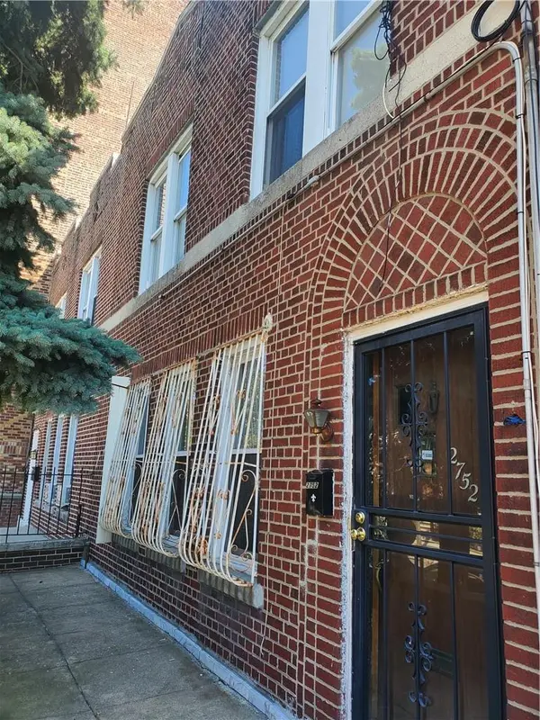 2752 Cruger AVE, Bronx, NY 10467
