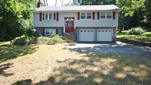 114 Cedar LN, Ossining, NY 10562