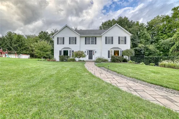 15 Alex WAY, Poughkeepsie, NY 12603