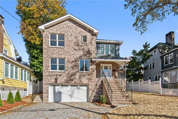 77 Lewis Pkwy, Yonkers, NY 10705