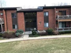 16 Charles LN #1B, Pomona, NY 10970