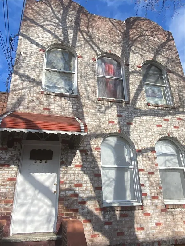 839 E 228th ST, Bronx, NY 10466