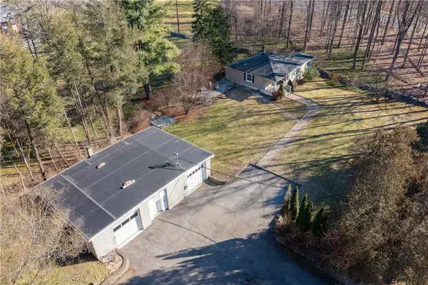 2 Mahopac AVE, Amawalk, NY 10501