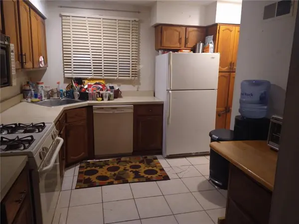 448 Country Club LN, Pomona, NY 10970
