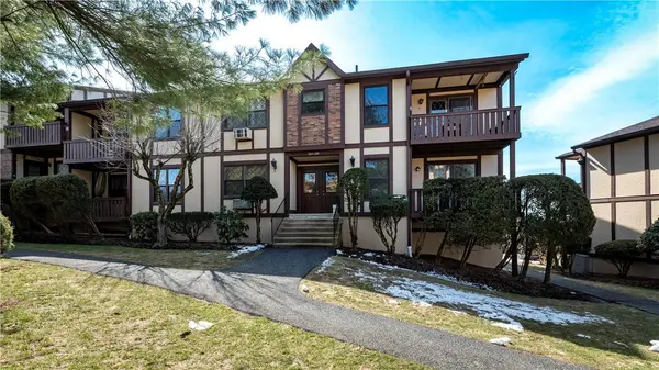 573 Sierra Vista LN #573, Valley Cottage, NY 10989