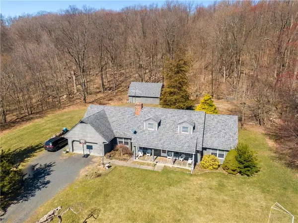49 Bailey RD, New Hampton, NY 10958