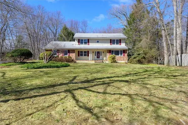 12 Summit CIR, Somers, NY 10589
