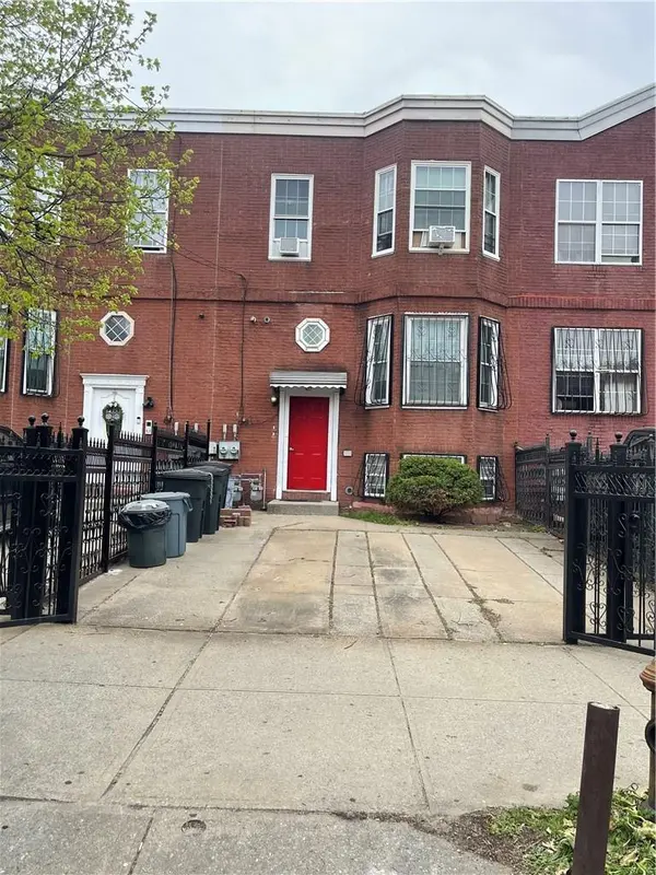 1037 Kelly ST, Bronx, NY 10459