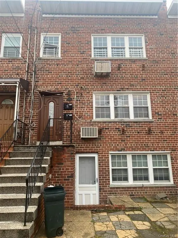 256 Robinson AVE, Bronx, NY 10465
