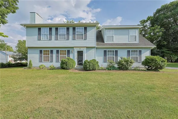 20 Hawk LN, Poughkeepsie, NY 12601