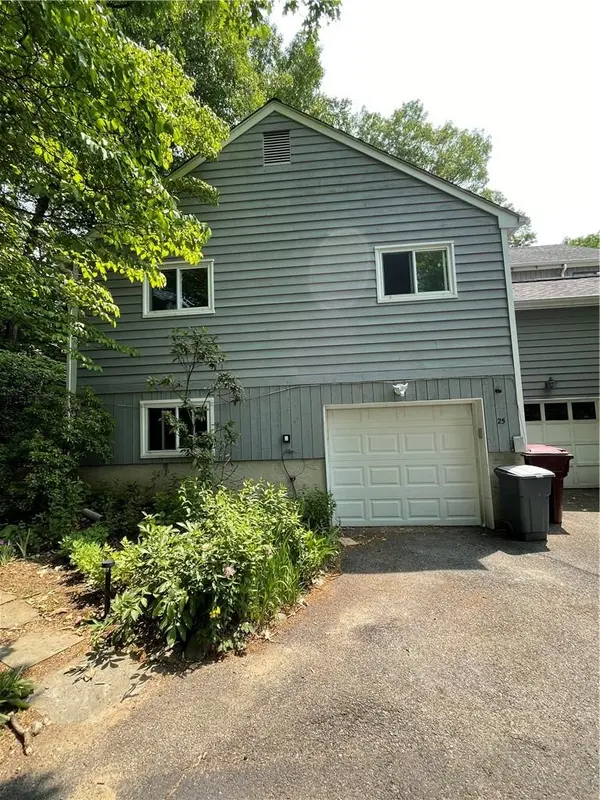 25 Dogwood CT, Goldens Bridge, NY 10526