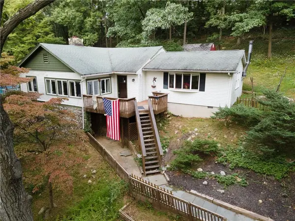 32 West AVE, Putnam Valley, NY 10579