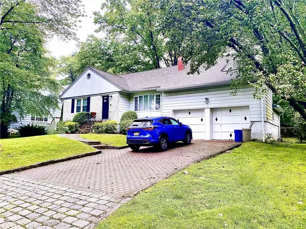 20 Robert DR, New Rochelle, NY 10804