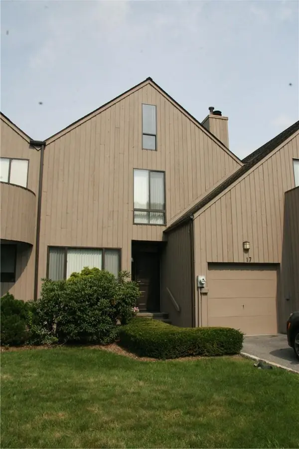 17 Rockhagen RD, Thornwood, NY 10594