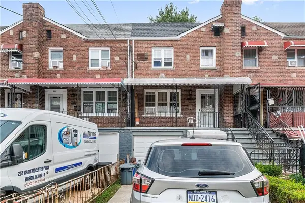 1134 E 214th ST, Bronx, NY 10469